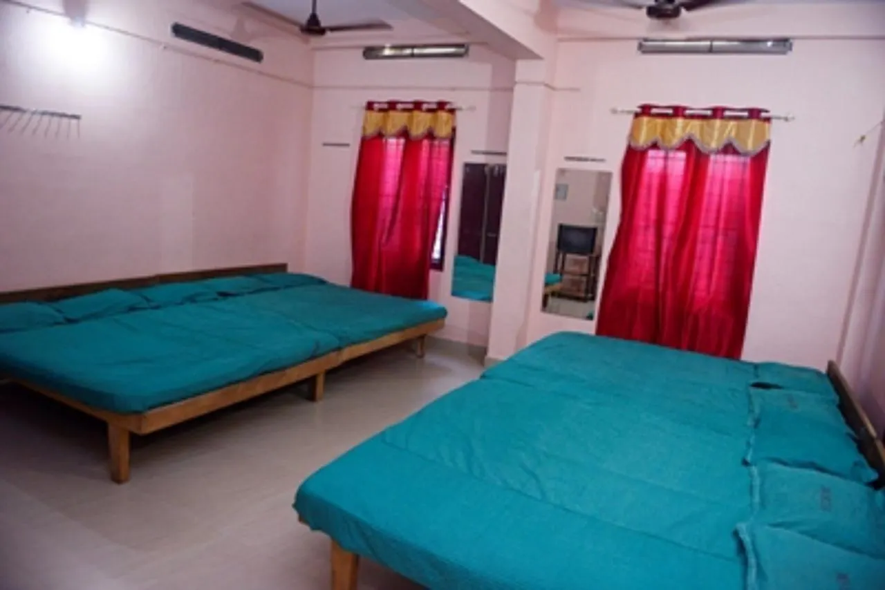 Ppg Tourist Home Chottanikara Hotell