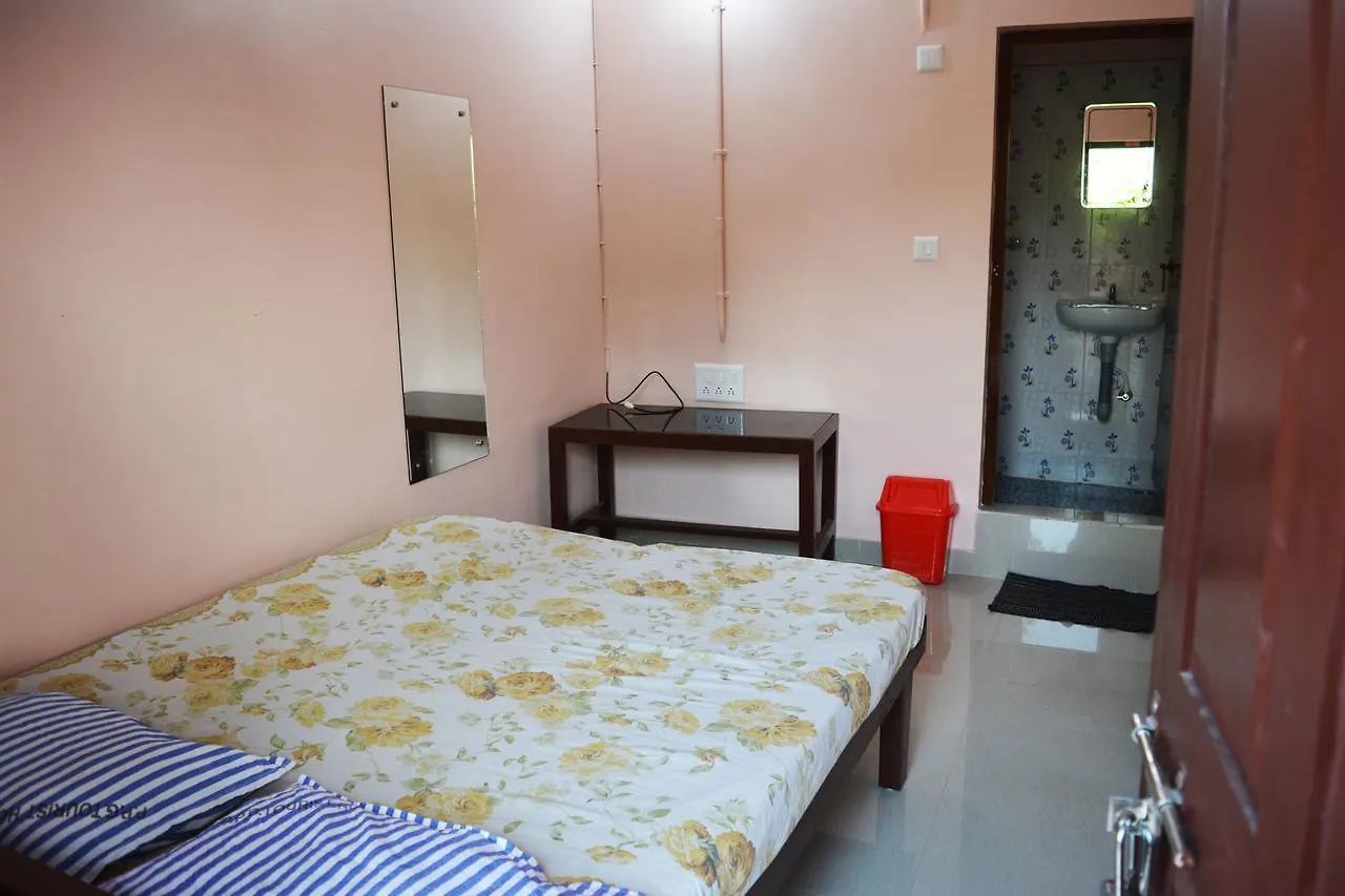 מלון Chottanikara Ppg Tourist Home
